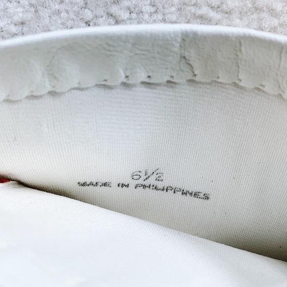 ๐CLOSET CLEAN-OUT - MAKE OFFERS๐ Vintage White Leather Gloves NWT - Picture 5 of 7